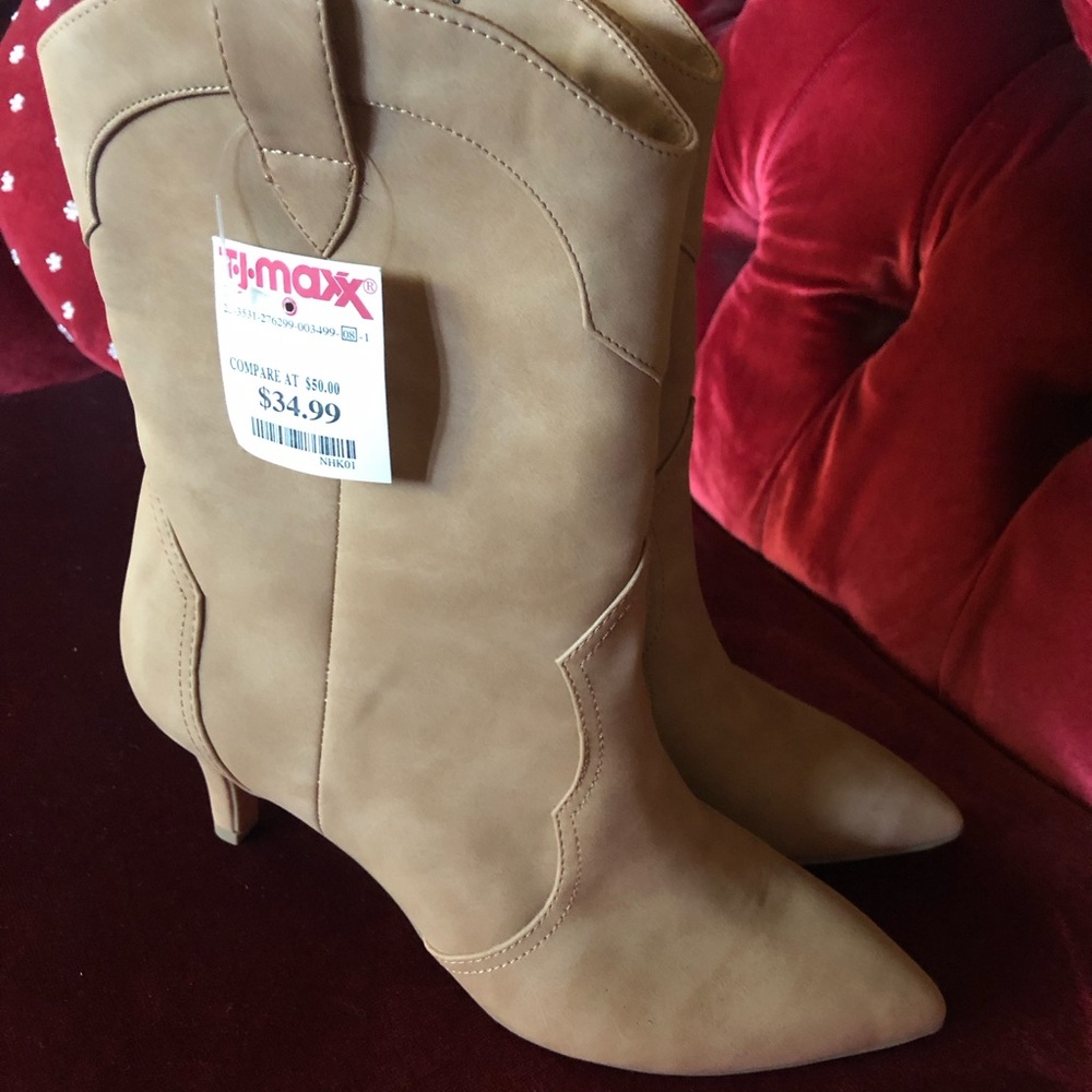 Dolce Vita Tan Heeled Boots